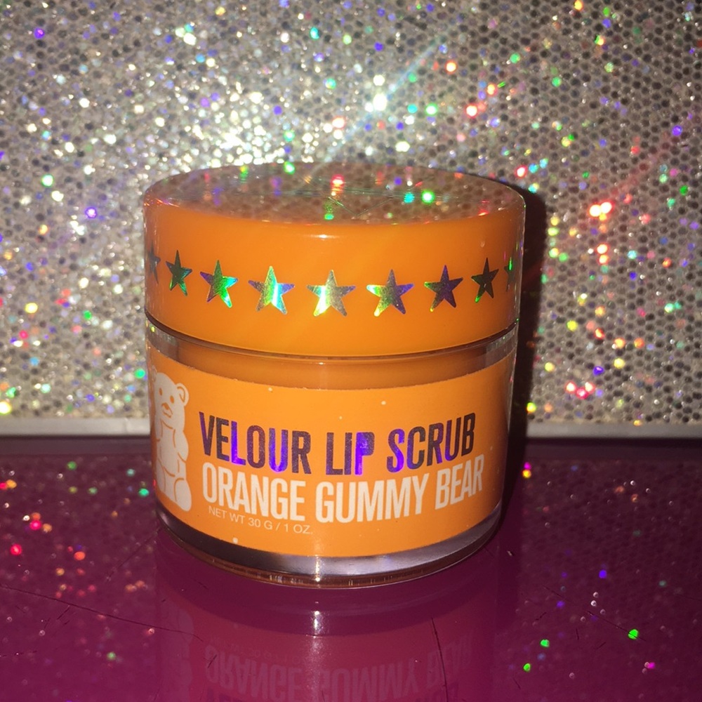 Jeffree Star lip scrub